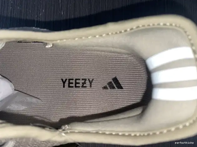 Beige Boost 350 Black V2 Adidas Yeezy HP7870 0607
